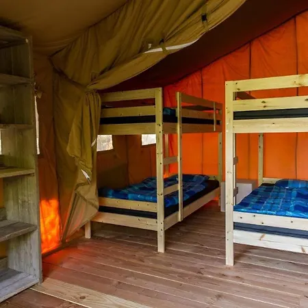 Safaritent Op En Kindvriendelijk Park Op De Veluwe