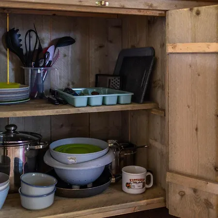 Safaritent Bij Speeltuin Voor Gezinnen Op Rustig Park Op De Veluwe Luxury tent Epe
