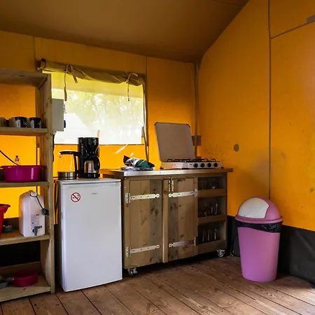 خيمة فخمة Safaritent Bij Speeltuin Voor Gezinnen Op Rustig Park Op De Veluwe *