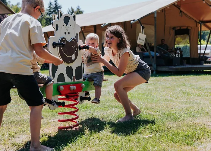 Safaritent Op En Kindvriendelijk Park Op De Veluwe Epe